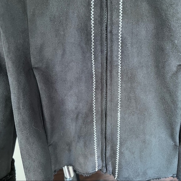 Jacket - Picture 3 of 4